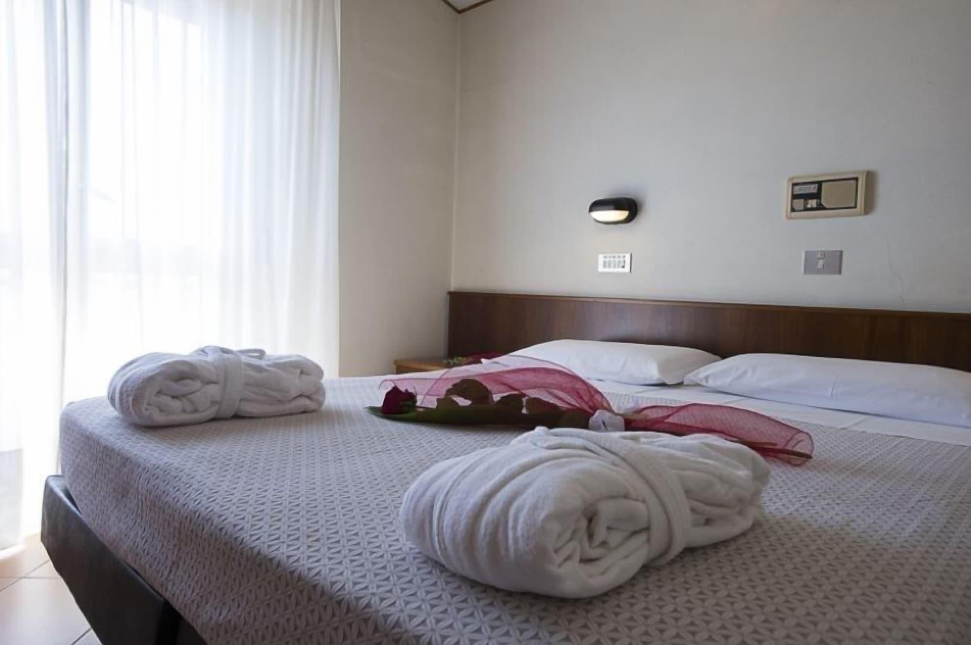 Hotel Miralaghi Chianciano Terme Dış mekan fotoğraf
